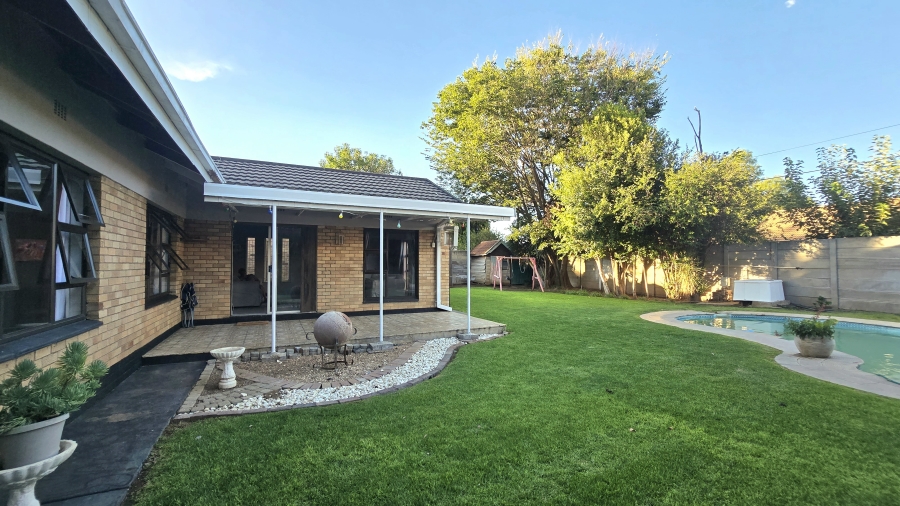 To Let 4 Bedroom Property for Rent in Jan Cillierspark Free State